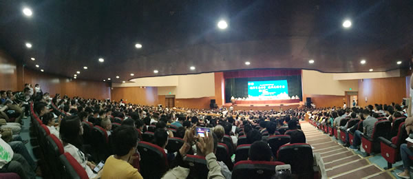 meeting room.jpg meeting room.jpg