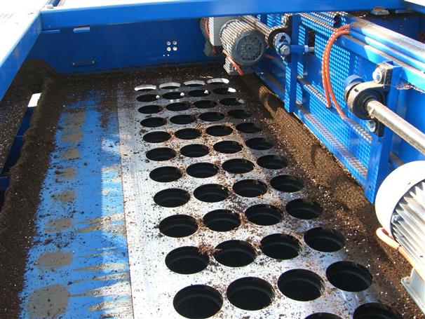 超高通量全自動穴盤裝土設(shè)備——FF Template Filler.jpg 超高通量全自動穴盤裝土設(shè)備——FF Template Filler.jpg